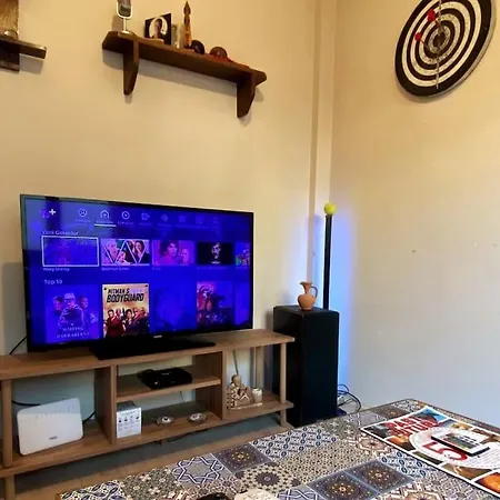 Apartment Heart Of Downtown/chill House